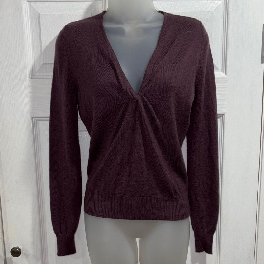 Authentic Celine 100% Cashmere V-Neck lavender Sweater Size Small - Picture 1 of 17